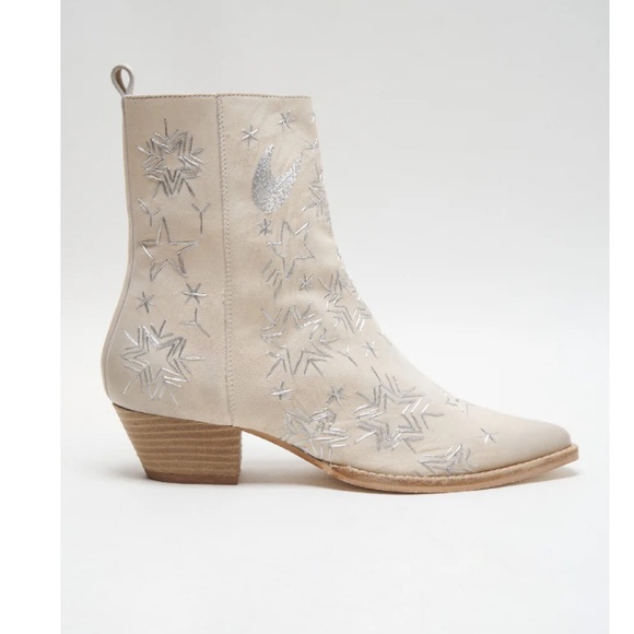 Free People Shoes - FREE PEOPLE size 10 (40) Tan/Cream Bowers Embroidered Boots NEW $198